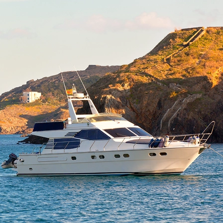 luxury boat 2024 12 16 06 04 24 utc.webp